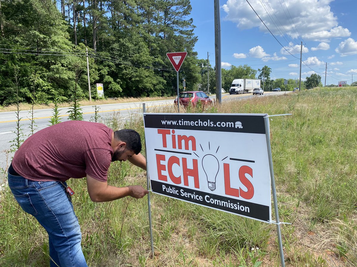 We are traveling the metro putting up our signs. If you want a sign at your home or business, DM me your address. We will install for you.