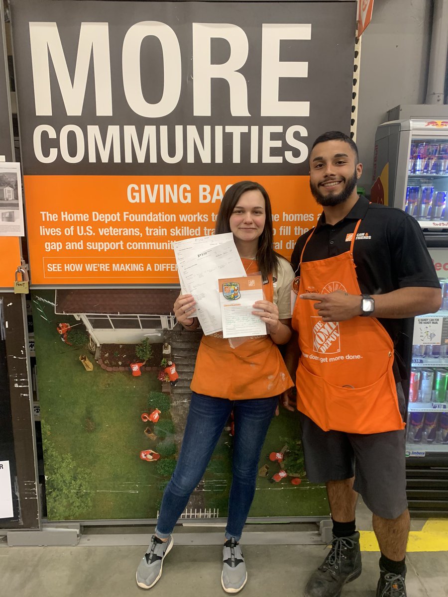 tomcaballero219's tweet photo. #pipelinepayout Great job kayla on not one but two PAID IN FULL TuffSheds.#thd #drivingsales #learnmore #Associatedevelopment #Beconfident @THDPimentel @AshTHD1 @ https://t.co/XnkNjEAFYS