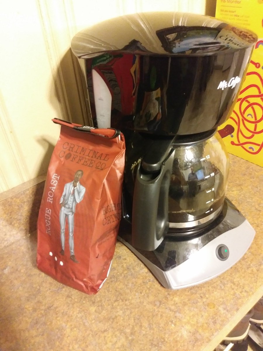 Taylesia's tweet photo. Ready for that first sip of my new Criminal Coffee #ccmugshot @DrinkCriminal https://t.co/d4Rl0RpC8S