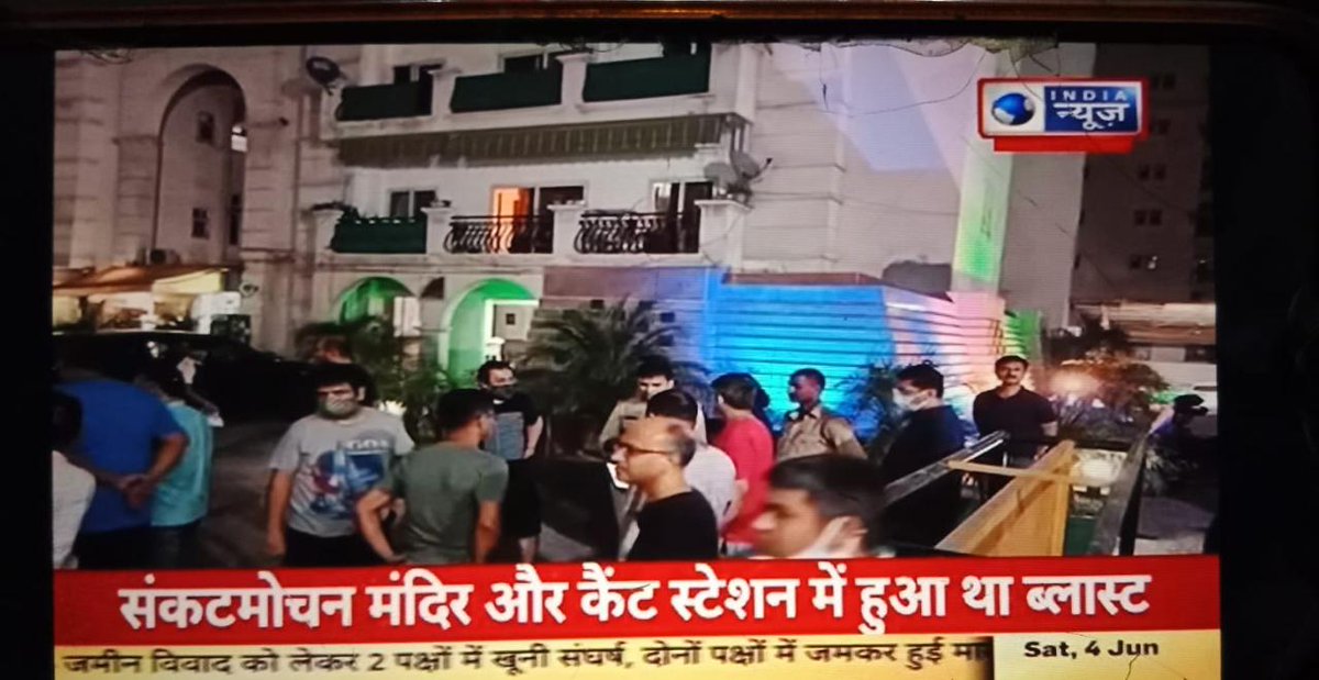 pandaashis's tweet photo. @SSHAOA1 @JagranNews @dmgbnagar @myogiadityanath @myogioffice Horrible state of affair at Sunshine Helios, Sector-78, Noida. Brazen display of goondaism of builder is for all to see! Has the audacity to disconnect power-backup despite hon'ble high court order &amp; Sashan is silent @nandita_kodesia @NBTDilli , @CeoNoida,@noidapolice @asim_arun https://t.co/mXp32xBW6P