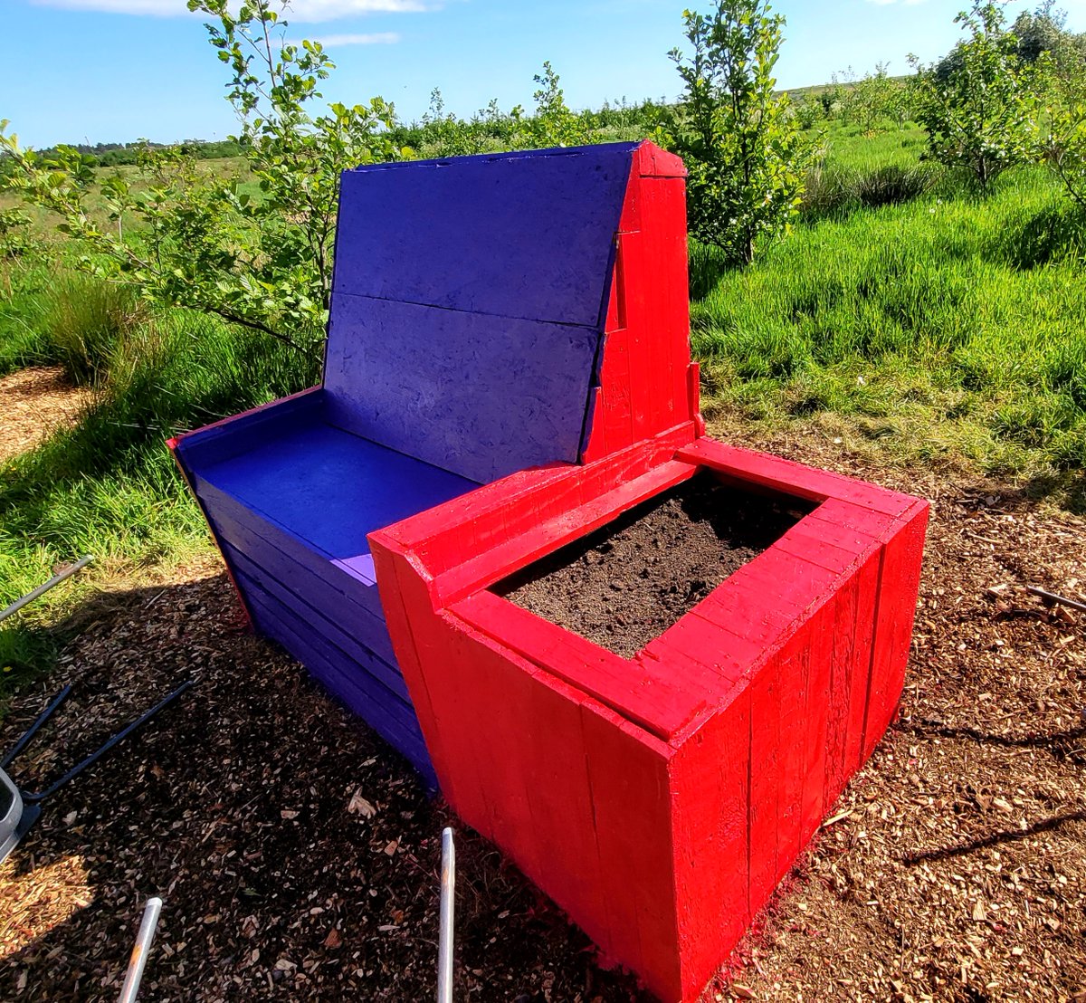 LadiesSeaton's tweet photo. #bletherbench #trails #freshhub #recovery #wellness #itsyourneighbourhood #seaton #linksfield #community
Daily at the hub - build, art, paint, upcycle, safe space, chat, socialise - all welcome. chair@freshcom.org.uk or 07359268932
@AberdeenADP @HSCAberdeen @AbzWorks @shmuORG https://t.co/KFgSJco6yR