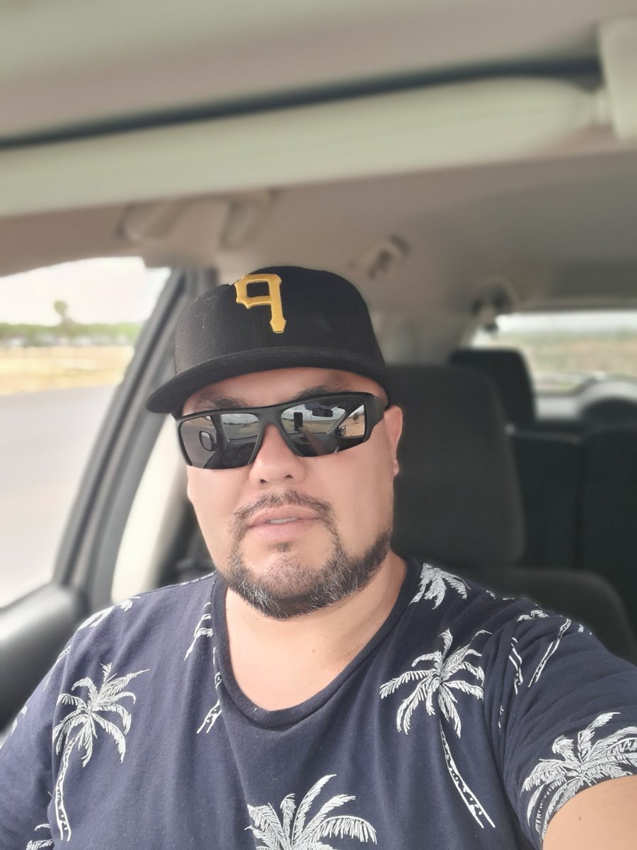 Cueje's tweet photo. Saludos. Que pasen un excelente sábado https://t.co/w25wjMsyuP