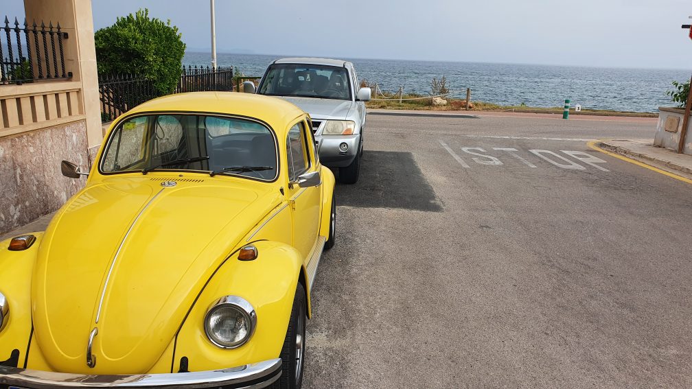 mallorcapropert's tweet photo. Really nice yellow #Beetle in #SaRapita #Mallorca #VW https://t.co/nDSvOiORfV