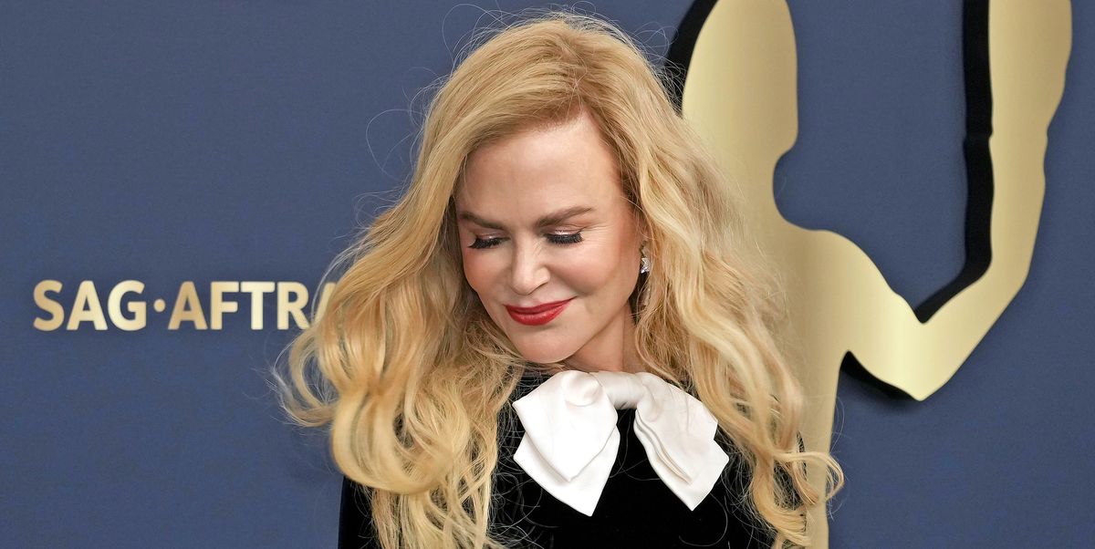 Nicole Kidman Shares Her 'Personal Favorite' Hair Growth Serum - Prevention Magazine dlvr.it/SRd2KY