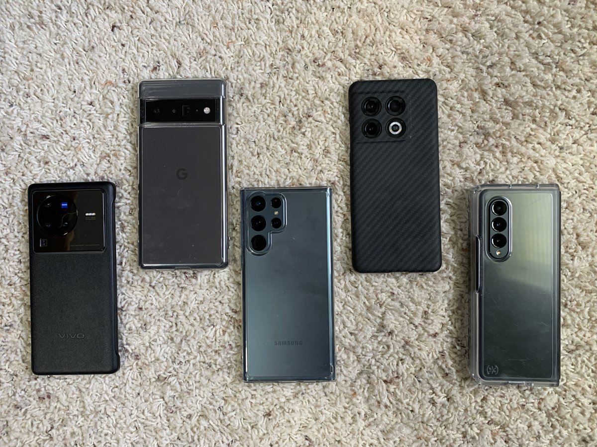 eatuna247's tweet image. I think I have a problem??????
#techaddiction