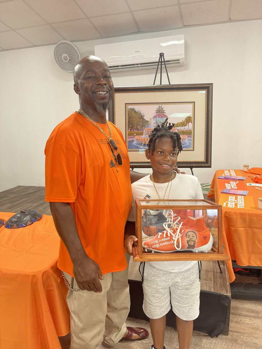 LibraTwinOct's tweet photo. My grandson who’s dad was killed in 2015 due to senseless gun violence is a huge NFL fan and his Pop Pop made sure he had the winning bid @TisaWhack We Are Their Voices Wear Orange Scholarship Brunch &amp; Silent Auction to snag @19problemz 2019 Cleats for a Cause! @Everytown https://t.co/EoKlWVt4BO