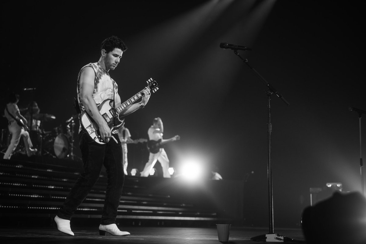 nickjonas's tweet photo. So thrilled to be back on a stage with my brothers last night. Thank you for coming out last night and making that show a special one for us. See you again tonight! https://t.co/RfPK58rzKY