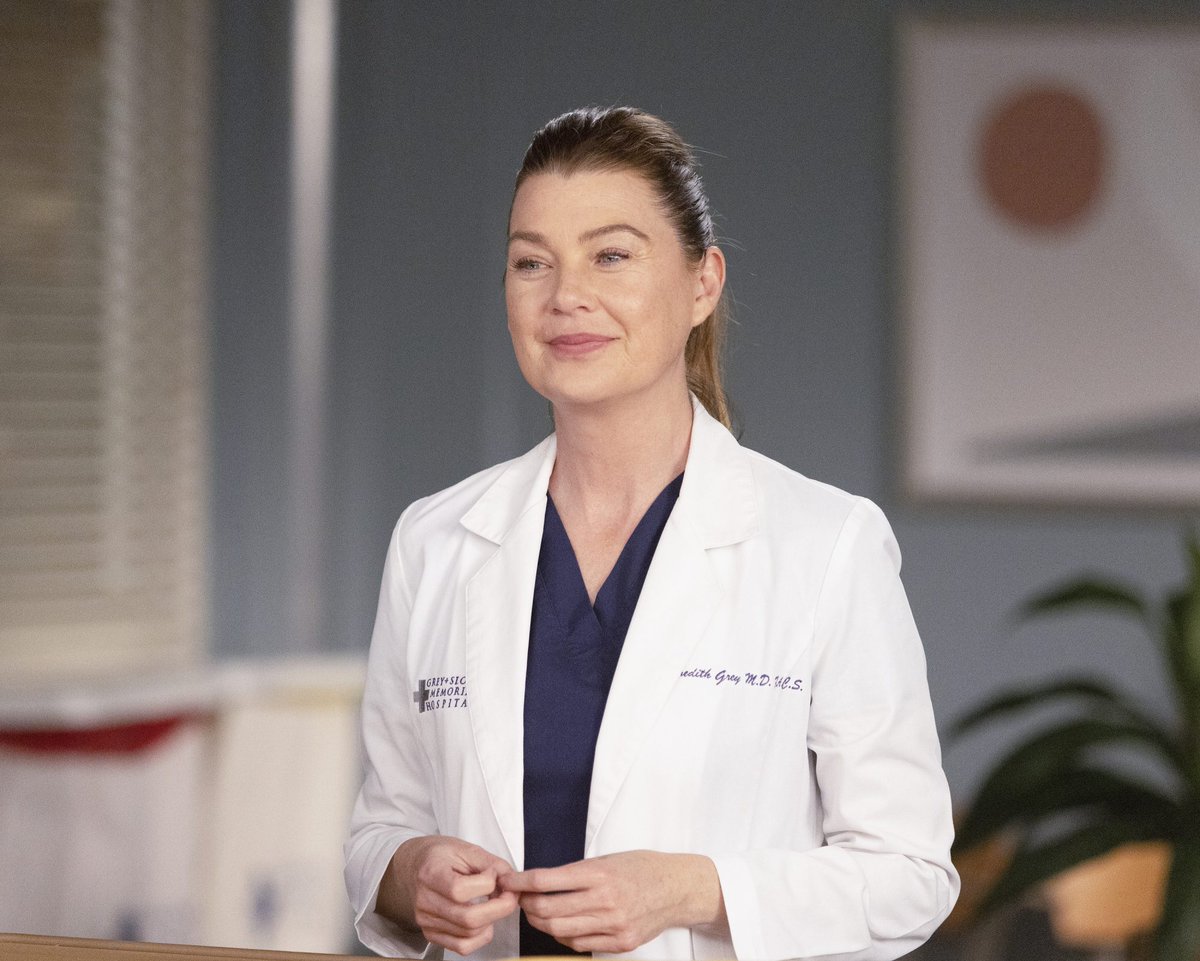 ManiacSubs's tweet photo. Boa tarde, maníacos :)

Com o fim da nossa equipe, a próxima temporada de #GreysAnatomy ficará nas mãos dos lindos da @legendersGeeks, que já vinham legendando essa temporada em parceria com a gente.

Amigos Geeks, sucesso na continuação dessa caminhada ♥ https://t.co/3yGInEBqW8