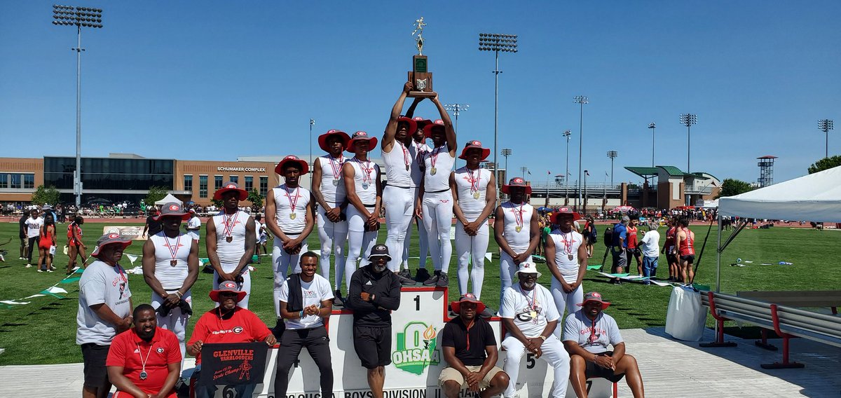 OHSAASports's tweet photo. 🏃‍♂️🏃‍♀️#OHSAA State Track and Field: Congratulations to Glenville on winning the 2022 Division II Boys Track and Field Championship! This is their 17th title, giving the most out of any team in OHSAA track and field history! https://t.co/4cXwx5OWHH