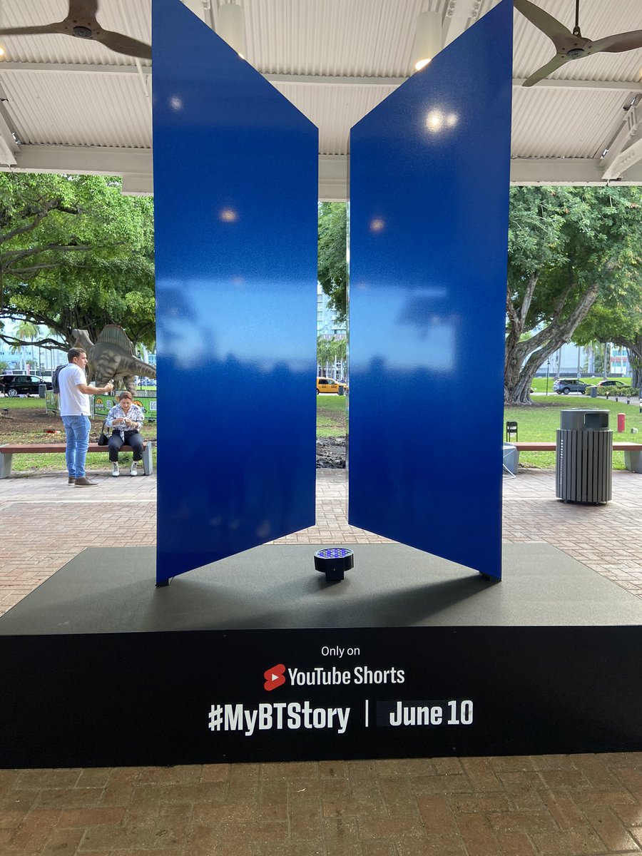 Ktommo1's tweet photo. MANIFESTING BTS IN FLORIDA YALL WE GOT THIS THIS IS WHAT FLORIDA ARMY HAS BEEN WAITING FOR !!!๐๐๐ #bts #BTS_Proof #PROOFISCOMING #MYBTStory #btsinflorida #BTSARMY https://t.co/uvECO2ttaV