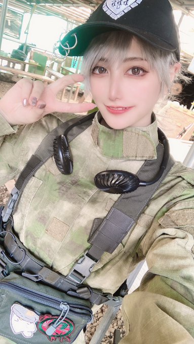 Twitterのコスプレ画像3