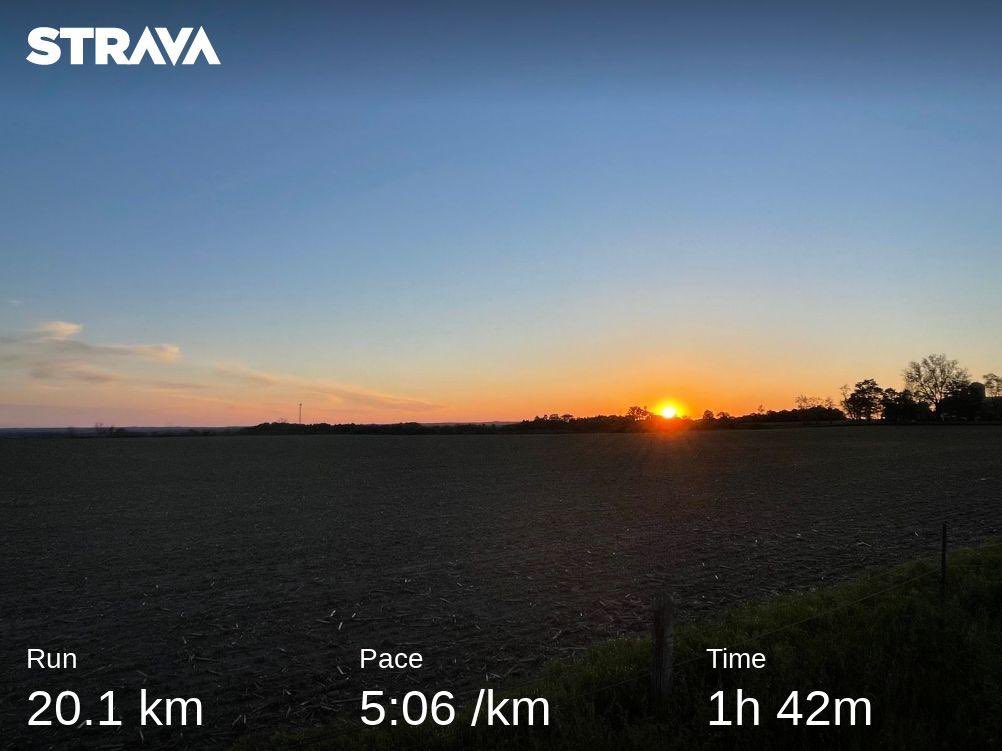 LocalClass_Runr's tweet image. This road is named Grandview. I'm starting to see why. Happy running to all. #run #running #runners #runchat #RunHappy