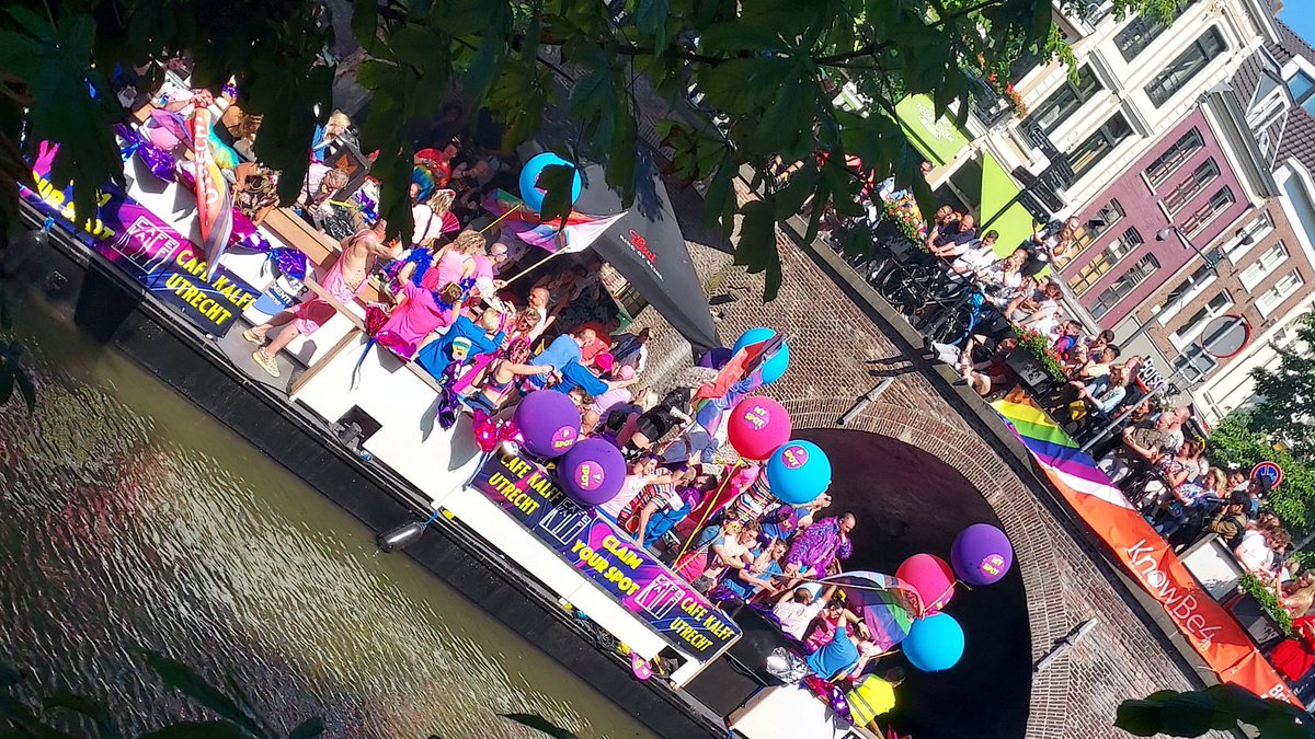 Pat11111717's tweet photo. #prideutrecht #Pride2022 #Pride #pridemonth2022 https://t.co/1ShyfBraop