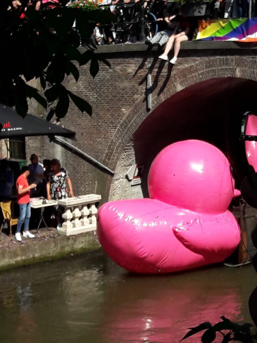 Pat11111717's tweet photo. #prideutrecht #Pride2022 #Pride #pridemonth2022 https://t.co/1ShyfBraop