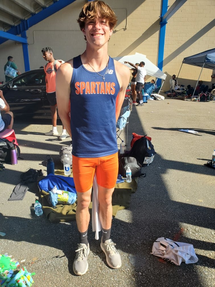 John O’Donnell wins the individual 800 state championship this afternoon