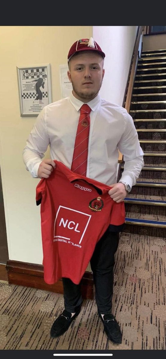 TreorchyRfcU16s's tweet photo. Massive congrats to this young star in the making. Boys club of Wales and Blues north and still only 15. Keep working hard and the sky is your oyster 🤞🏻🏉🦓🏴󠁧󠁢󠁷󠁬󠁳󠁿. Go well Kam 👏🏻 https://t.co/IdwmUErreL