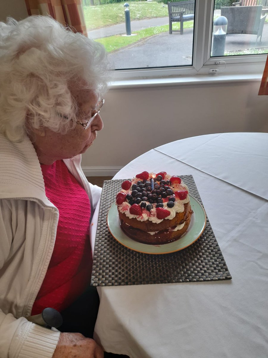 GodivaLodge's tweet photo. Thank you colleague Dee at #GodivaLodge for sending me these photos of resident Trixie enjoying her birthday and then all dressed up for her grandson’s wedding
~Emma @AnchorLaterLife https://t.co/5LV9JlpU93
