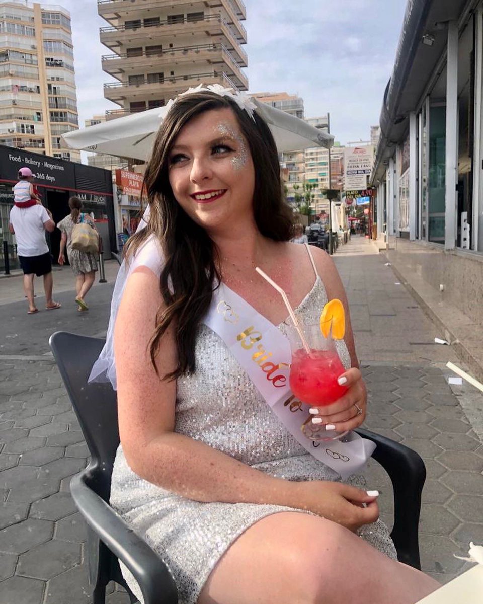 CharlieMxo's tweet photo. Hen Do #Benidorm https://t.co/5QLEOzptDA