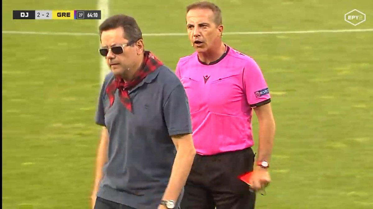 Cristobal Soria expulsando a Tomás Roncero es lo mejor que veremos hoy.