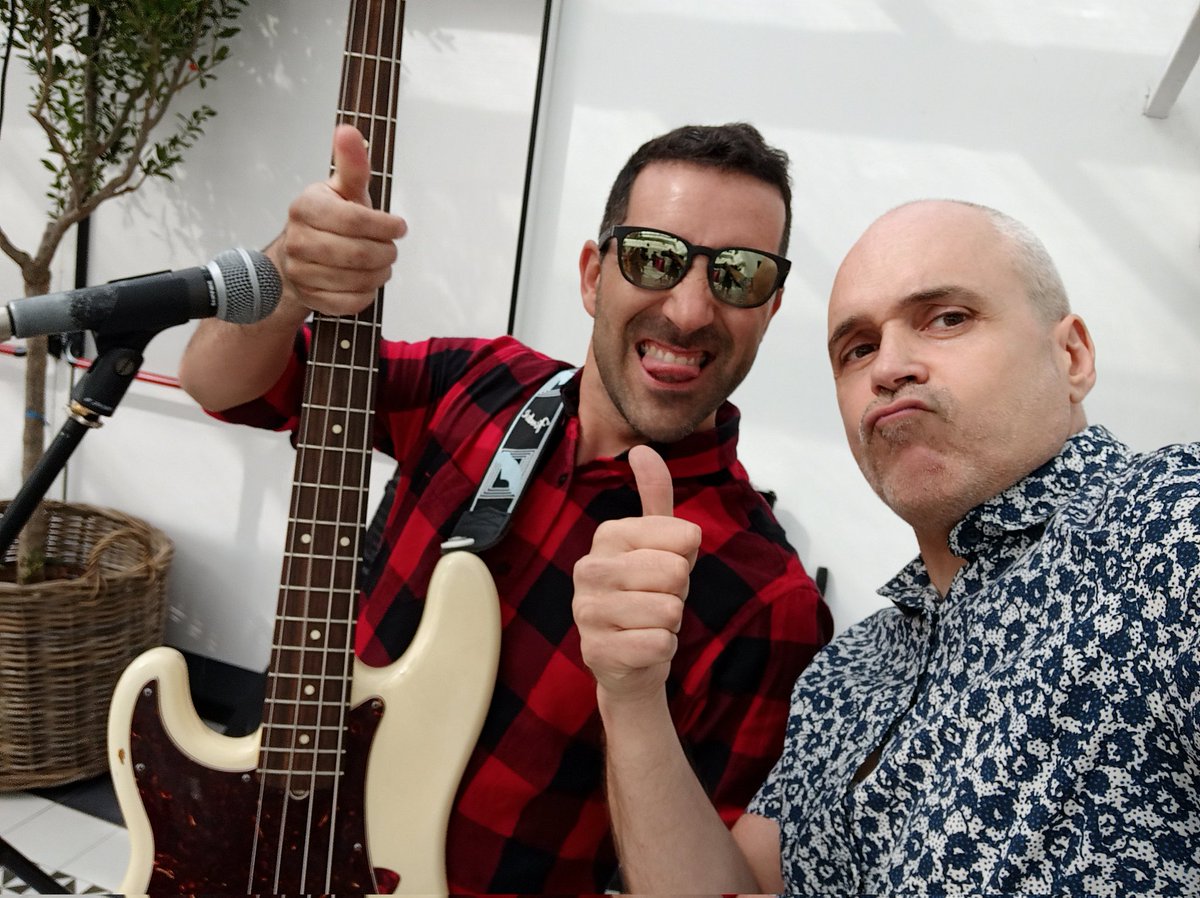 Flashback Band tweet media