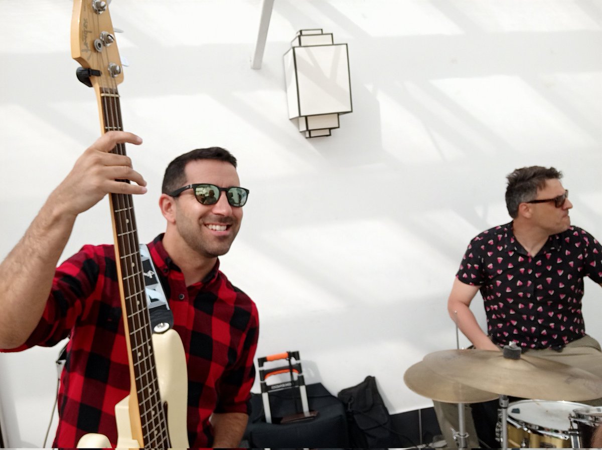 Flashback Band tweet media