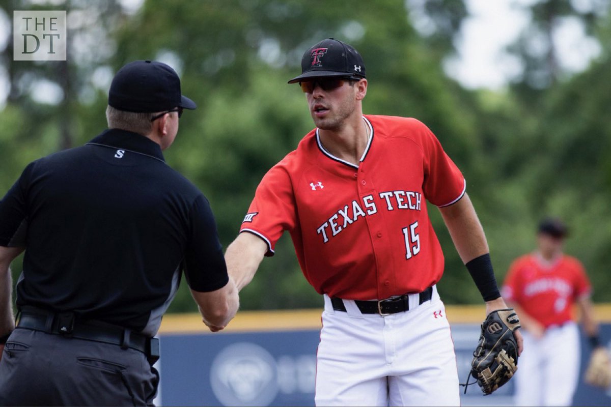 DT Multimedia tweet media