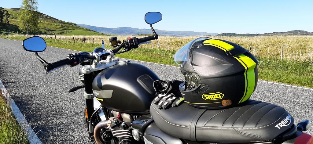 keepitcooking1's tweet photo. Great day #ForTheRide on the #SpeedRat Triumph Bonneville celebrating the best of British #queensplatinumjubilee #TriumphSpeedTwin @UKTriumph https://t.co/ZDKg1DAw7J