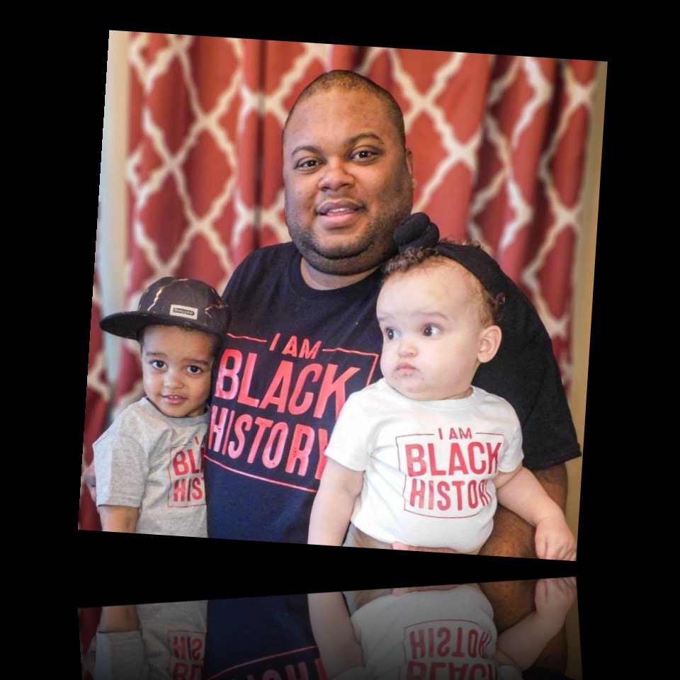 postmomovies's tweet photo. Many of you will remember Robert, Dan's brother-in-law, who joined us on a previous episode to discuss the film Get Out. We're sad to say that he experienced a heart attack last week. (1/2) https://t.co/6o4fWzMO1B