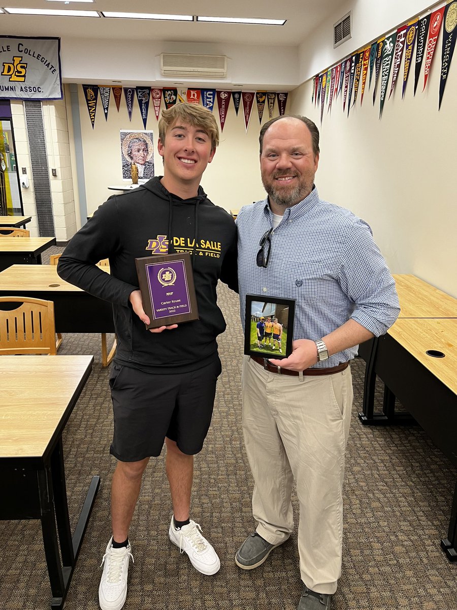 CarterKruse42's tweet photo. As a wise man once said, “you win some, you lose some.” Today just wasn’t my day and that’s fine. I’m still so proud of this season and all of my boys who competed today. I can’t thank @DlsThrowers and @DLS_Track enough for all the lessons you’ve taught me this year. #thankful https://t.co/FPBk9OnaEb