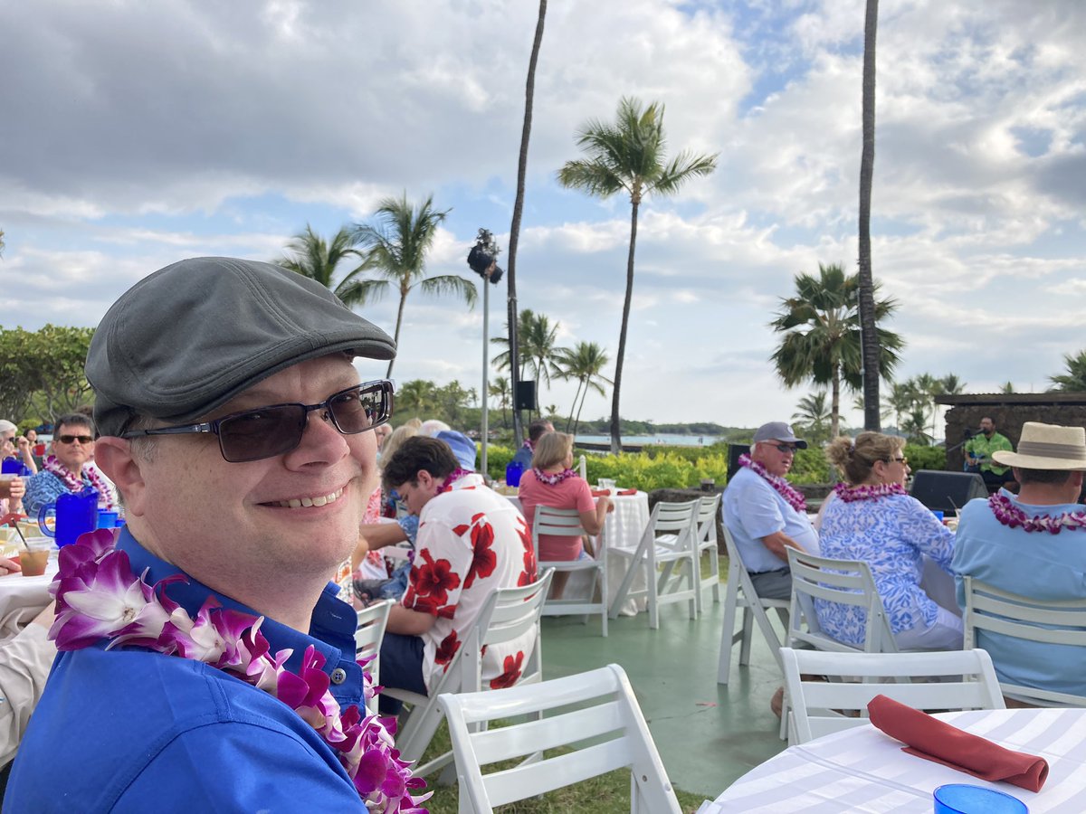 Aloha fam n friends! Enjoying some much needed R&amp;R in Waikoloa Beach HI.
