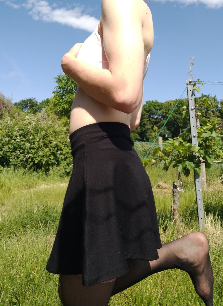 sissy_kira_'s tweet photo. Enjoying the weather and my new boobs 🥰
#sissy #sissytransformation #sissyerziehung #sissyschool #sissyficatication #SissyTask #sissybois #sissyslut #lingerie #femboy #feminization #chastity #chaged #sissification #mistress #sugardaddy #sissytraining #sissypublic https://t.co/Vi3S7KdRzw
