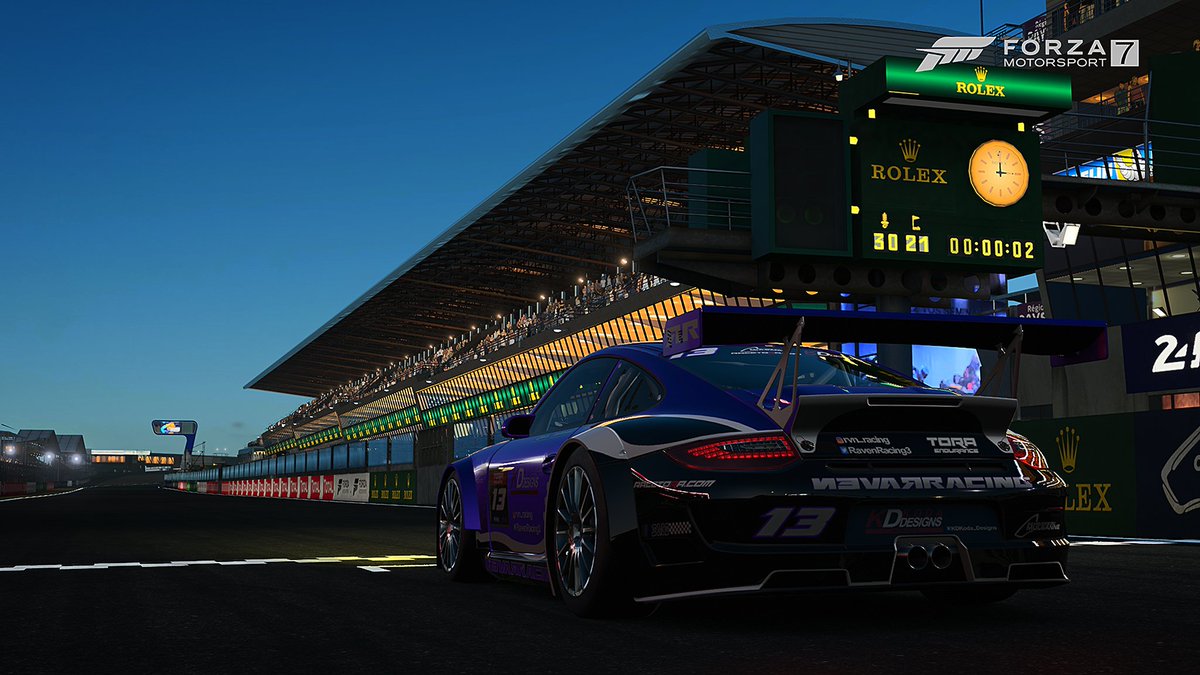 RavenRacing3's tweet photo. Night time in the TORA 24 Hours of Le Mans🌙🇫🇷
•
📸: RVN Dan https://t.co/BURSyhmLYK