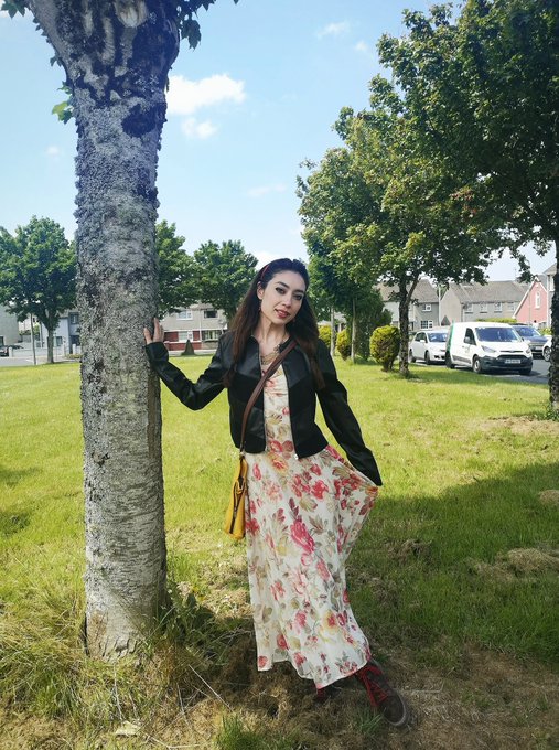 Today's outfit. Dressed for a June day in Ireland. 🍀 What do you think? https://t.co/VcwL0A1xLv<a href="/tag/newphotos"class="tags"><span>#newphotos</span></a><a href="/tag/onlyfans"class="tags"><span>#onlyfans</span></a><a href="/tag/rebeccatun"class="tags"><span>#rebeccatun</span></a>