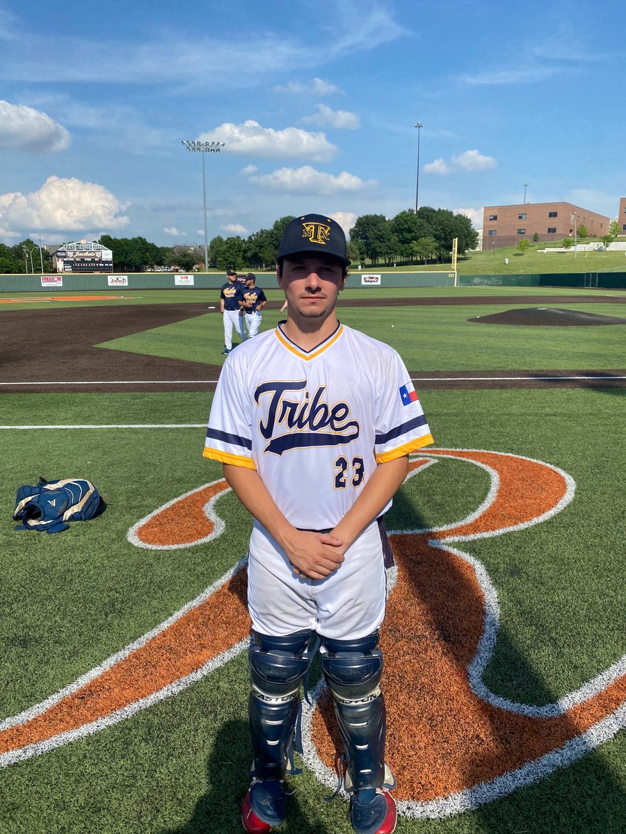 FiveToolTexas's tweet photo. F: @NTxTribe Koerner 9, Dallas Tigers Finnegan 1
PoG: @EvanJohnson_23 2-3, RBI, 2R
Pitcher: Ethan Coffin 6 IP, 2K, 3H, R https://t.co/KVinJhmxOZ