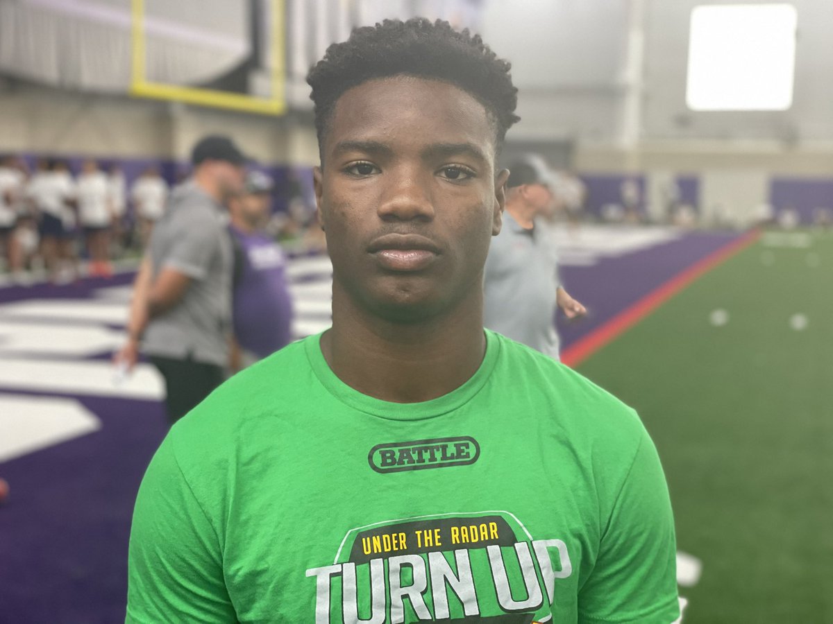 Jason_Howell's tweet photo. It was a big day for Lewisville (TX) 2023 DBs Caden and Cameren Jenkins. They both turned heads today in drills and 1-on-1s and are reeling in offers. Cameren picked up UTSA, Tulsa, Washington St, and Texas Southern, while Caden added Arkansas, Tulsa, Washington St, and K-State https://t.co/3D0Acna9qK