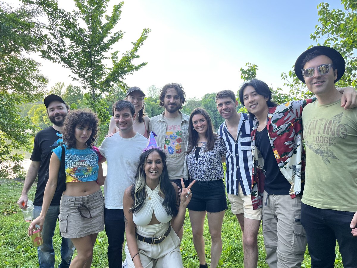 Sara Pearl tweet media