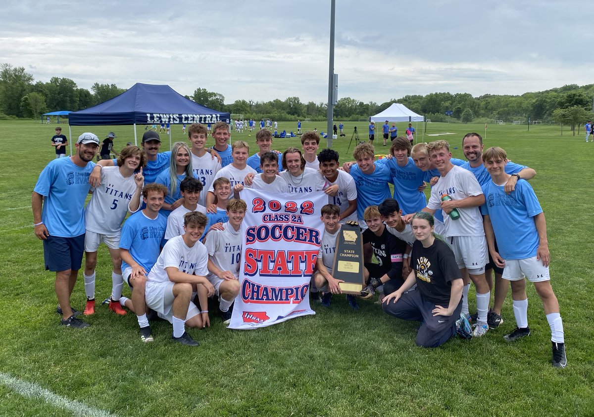 Class 2️⃣🅰️⚽️: ✅
Lewis Central earns its second #iahssoc title with a 3-1 win over Pella in our final! 
🏆: iahsaa.org/soccer/state-t…