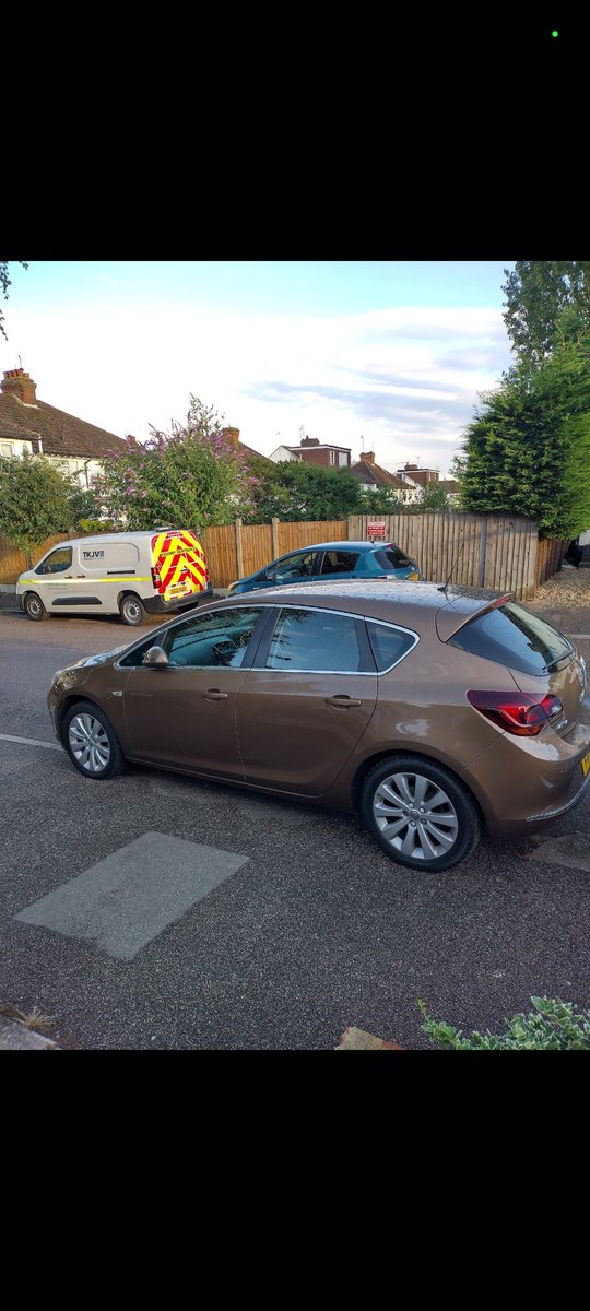 lizzierofficial's tweet photo. STOLEN CAR ALERT!! My car was stolen at #bcdo2022 #bigchurchfest. It was parked at the green gate! Please retweet or message me if you find anything. #BigChurchFestival #BigChurchDayOut https://t.co/v90apfWvwT