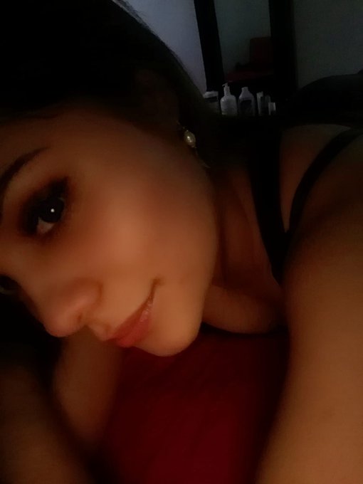 Soy mas cansancio que persona, Noches!🥰  https://t.co/dnkzJJRvBV  #goodnight #PrettyWoman #Smile #beatifulday<a href="/tag/smile"class="tags"><span>#smile</span></a><a href="/tag/goodnight"class="tags"><span>#goodnight</span></a><a href="/tag/prettywoman"class="tags"><span>#prettywoman</span></a><a href="/tag/beatifulday"class="tags"><span>#beatifulday</span></a>