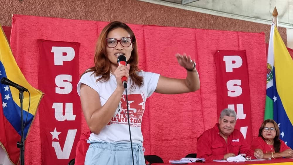 eduardo piñate (@eduardopiate2) on Twitter photo Hoy realizamos en Apure la plenaria del <a href="/PartidoPSUV/">PSUV</a> ordenada por el pdte <a href="/NicolasMaduro/">Nicolás Maduro</a> y nuestra Dirección Nacional; con l@s delegad@s a los Congresos del Partido y la <a href="/JuventudPSUV/">Juventud PSUV</a> y los equipos políticos estadales y mapa les para el 1x10 del Buen Gob Hoy realizamos en Apure la plenaria del <a href="/PartidoPSUV/">PSUV</a> ordenada por el pdte <a href="/NicolasMaduro/">Nicolás Maduro</a> y nuestra Dirección Nacional; con l@s delegad@s a los Congresos del Partido y la <a href="/JuventudPSUV/">Juventud PSUV</a> y los equipos políticos estadales y mapa les para el 1x10 del Buen Gob