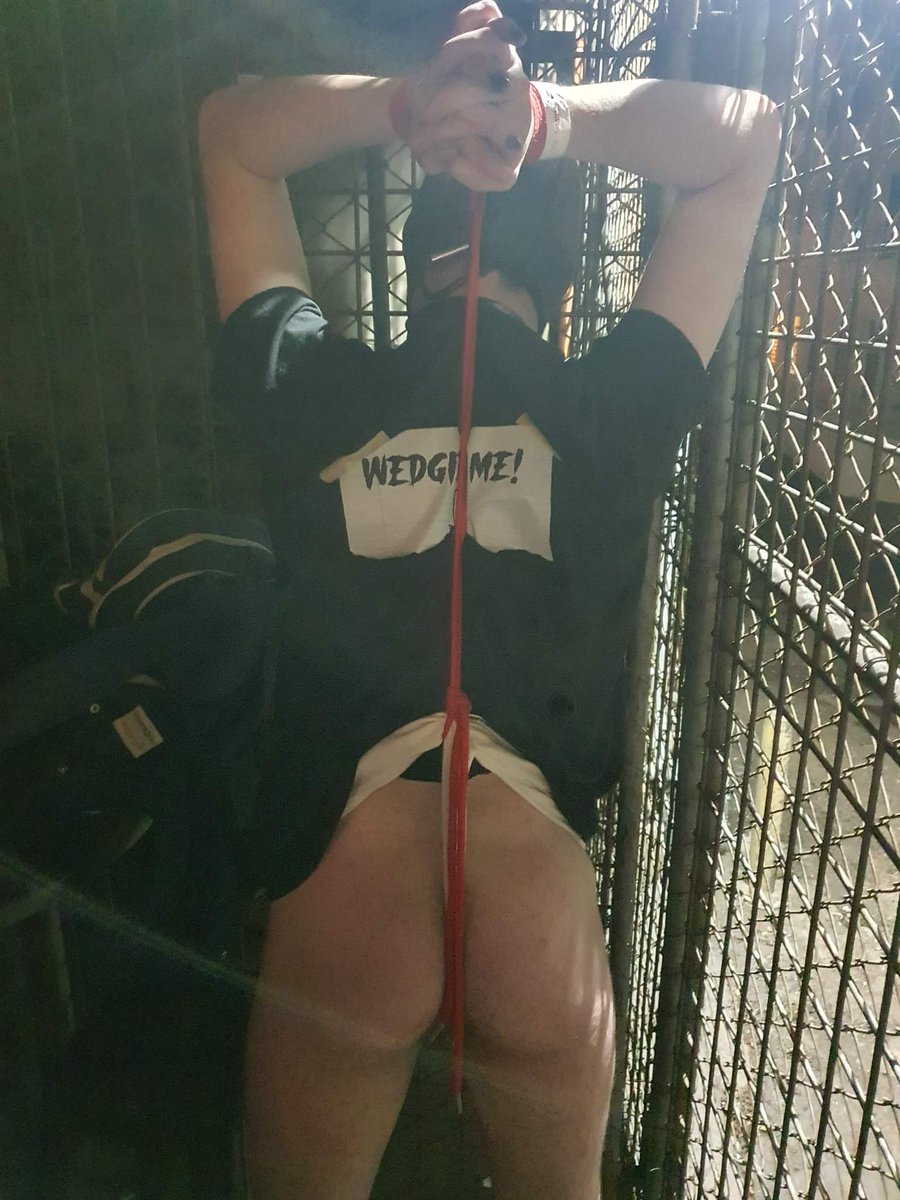 SnootoftheLoom's tweet photo. "grr" 
Got wonderfully tied up @The_BootCo_Bris 

#pupplay #puphood #chasitycage #wedgie #bondage #ropeplay #tightywhities #wedgiepup #kink #fetish #cockcage #humanpup #ropepuppy #gaybrisbane #briefs https://t.co/nDmlk5TwYH