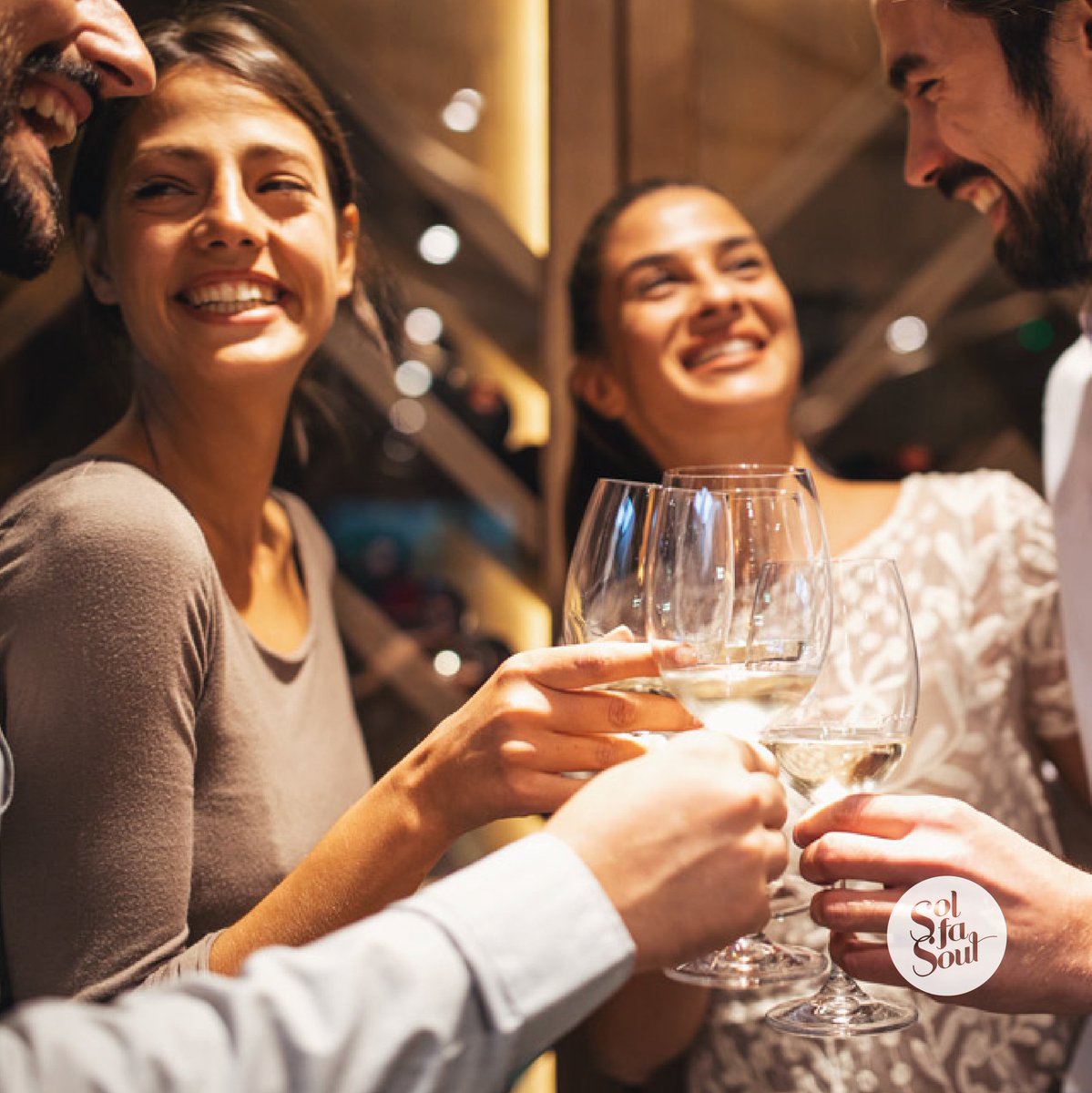 SolFaSoul's tweet image. Saturday has arrived. What are your plans? 🤔
A message, some delicious food, and you can forget #SFS on your table.
#YourMomentaSolFaSoul 🙂🍷
#Saturday #solfasoul #SFS #Winestofeel #musictoFly