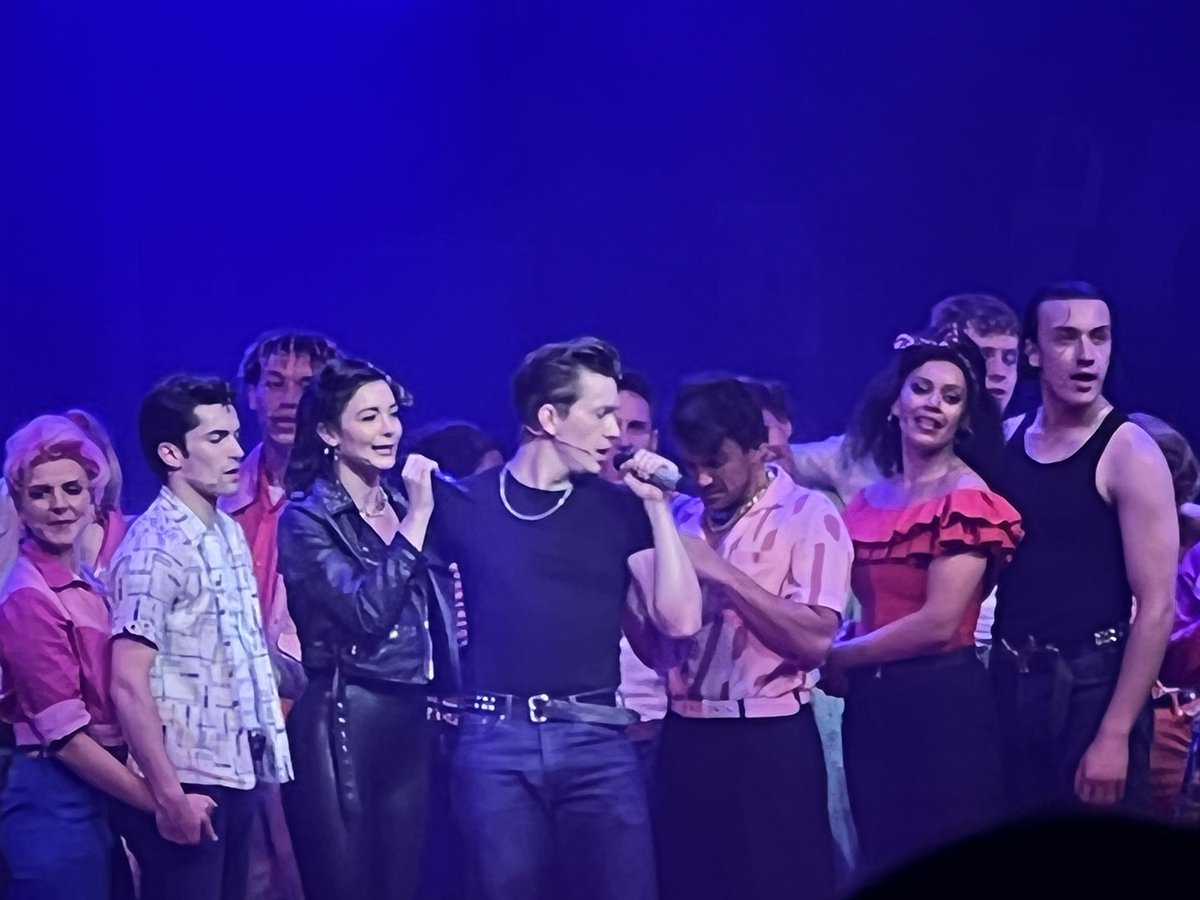 xchanellemariex's tweet photo. #greasewestend @GREASEWestEnd
This was the best experience and show I’ve ever watched. Goosebumps the entire time and tears in my eyes🥹🫶🏻 #grease #dannyzuko #sandyolson #Goosebumps #dominiontheatre @DominionTheatre https://t.co/zWhS4SWZ1D