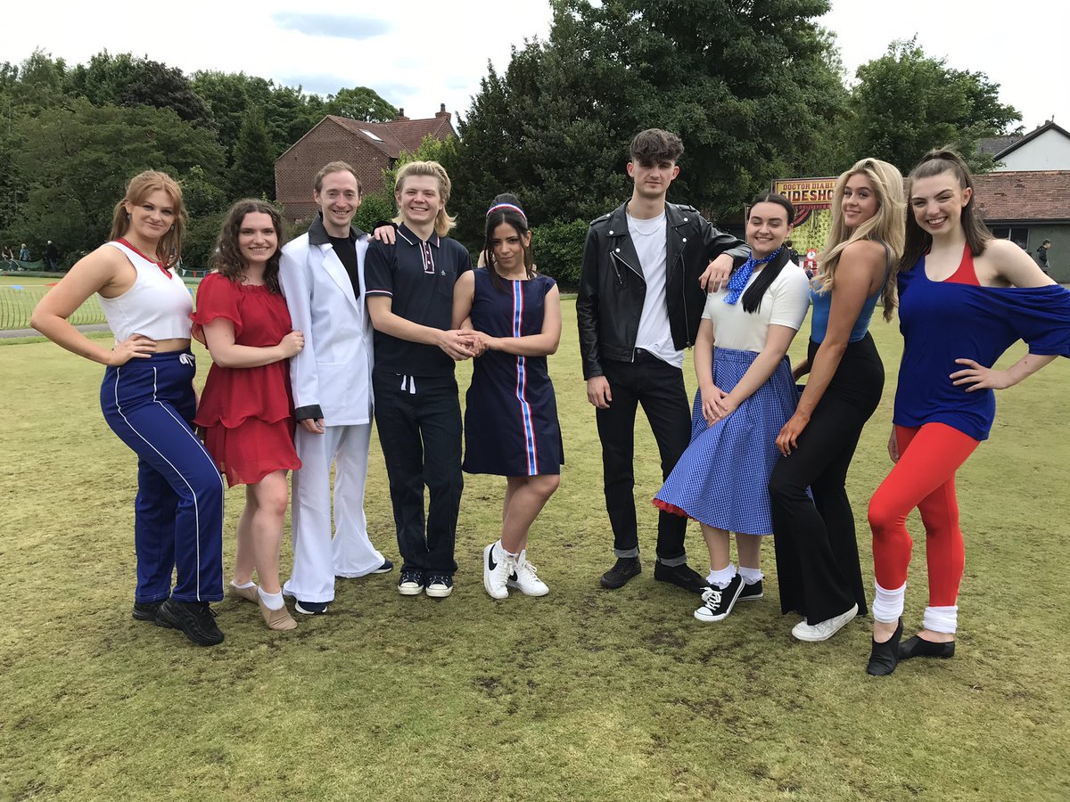 TalKootArts's tweet photo. @WigLeDance @WiganCouncil Loved researching &amp; creating the different decades for this project, you’re such a joyful bunch to work with aside from nurturing some INSANE talent! 🙌💃🏻🕺🏽🙌 https://t.co/eWv3q6Qbeb