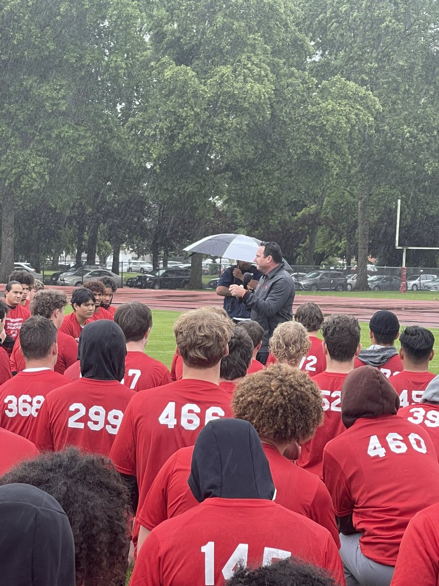 THENWSHOWCASE's tweet photo. Thank to all the players and coaches that made it out to Western Oregon University! Easily the best and biggest showcase on the west coast!
Thank you @CoachDanLanning & @Coach_Smith for speaking before the event. #NWSHOWCASE https://t.co/naUgSKp6zX