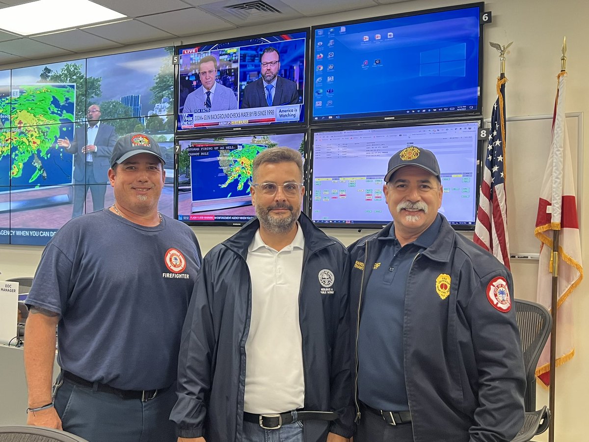 CityofMiami's tweet photo. A look inside @CityofMiami Emergency Operations Center. Some of our finest men and women working around the clock to prioritize tasks during the state of emergency.
Commissioner @kenforflorida was being briefed on #tropicalcycloneone https://t.co/KKVXyUrhcO