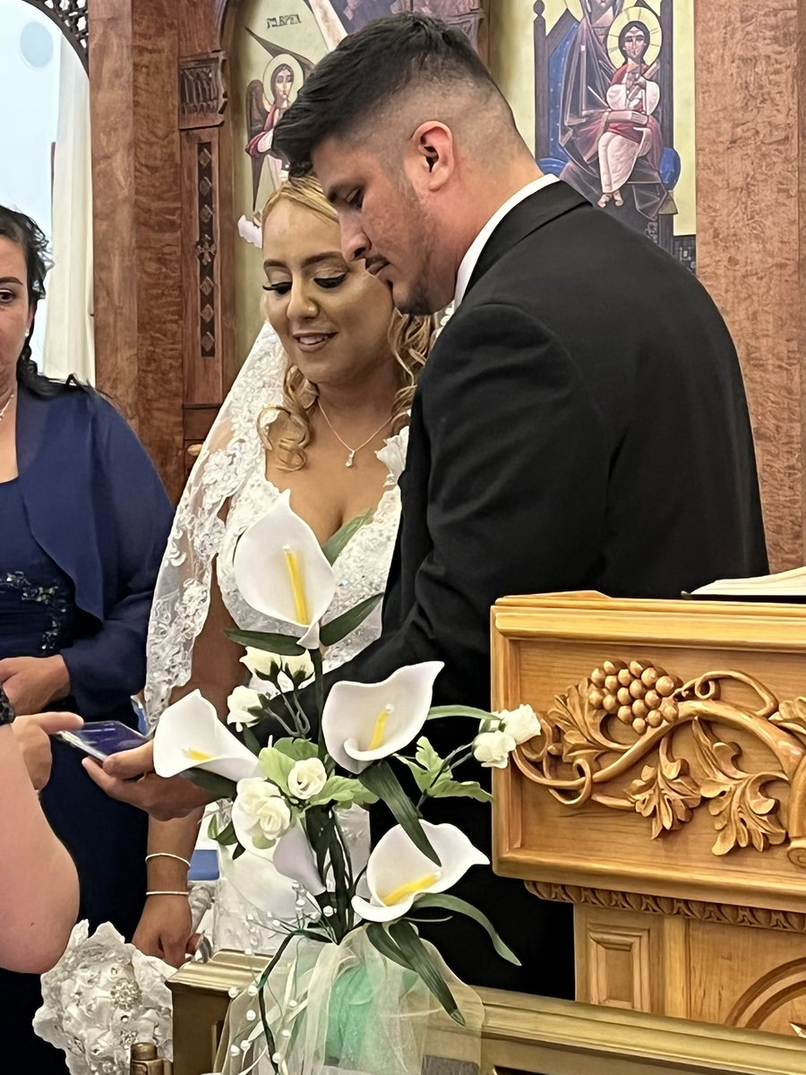arquieta_e's tweet photo. COVID restrictions are lifting and many couples like newlyweds Mr &amp; Mrs Romo are tying the knot https://t.co/HIcsETFPep