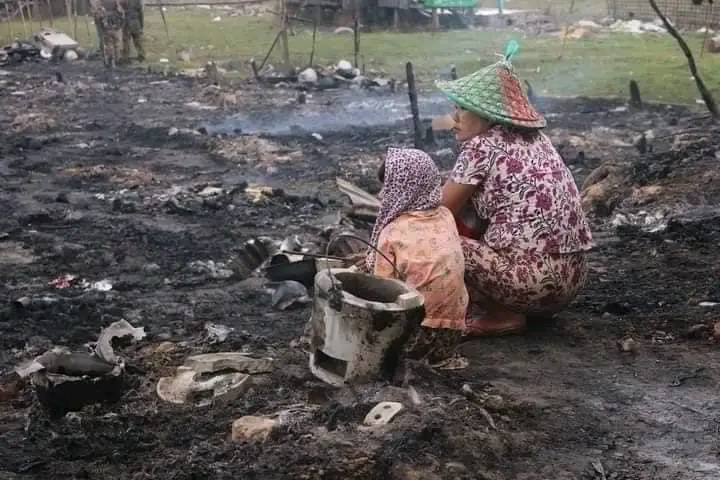 Children bear emotional toll form #Myanmar military burning down homes, villages, and towns built by their parents. 

Conscientious leaders of the world should demand Myanmar military to stop immediately. 

<a href="/saifuddinabd/">Saifuddin Abdullah 🇲🇾</a> 
<a href="/VivianBala/">Vivian Balakrishnan</a> 
<a href="/POTUS/">President Donald J. Trump</a> 
<a href="/ZinMarAungNUG/">Zin Mar Aung</a>  
<a href="/ZawWaiSoe4/">Zaw Wai Soe</a>