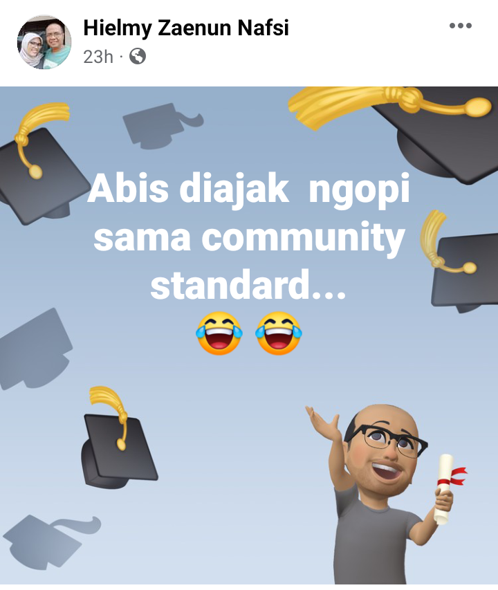 Yang lucu tapi juga ngeselin, jadi ceritanya kemarin pagi, pas banget mutenya baru dibuka, saya langsung posting ini, sebagai selebrasi kebebasan setelah 3 hari kena setrap.