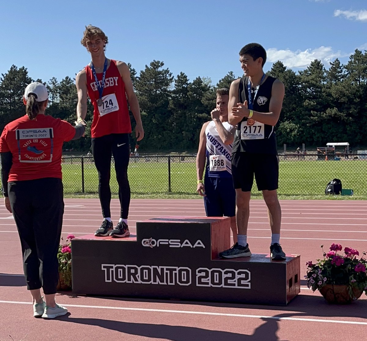 k_beuttenmiller's tweet photo. OFSAA Day 3 for @GrimsbyEagles: 
Kaleb makes the podium with a silver🥈in junior boys javelin and a pb of 53.40m! Félicitations!
#2022track @OFSAATrack @dsbn https://t.co/FtPtUGDUXH